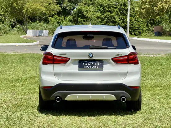 BMW-X1-2.0 16V TURBO ACTIVEFLEX XDRIVE25I SPORT 4P AUTOMÁTICO BMW-X1-2017