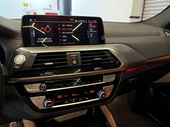 BMW-X4-2021