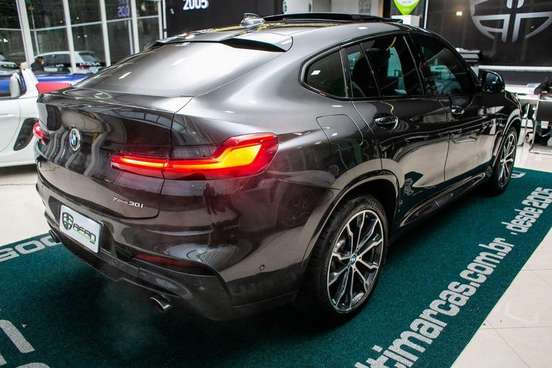BMW-X4-2020