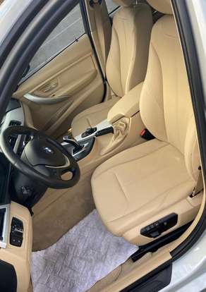 BMW-320i-2014