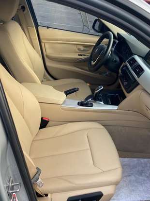 BMW-320i-2014
