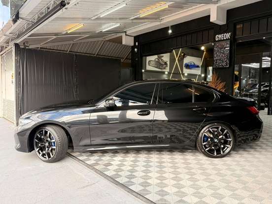 BMW-320i-2024