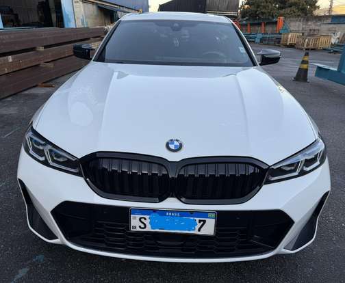 BMW-320i-2024