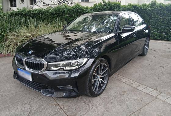 BMW 320i 2.0 16V TURBO GASOLINA SPORT AUTOMÁTICO