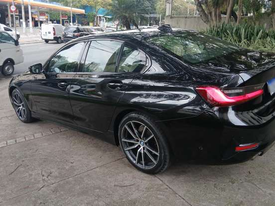 BMW-320i-2.0 16V TURBO GASOLINA SPORT AUTOMÁTICO BMW-320i-2019