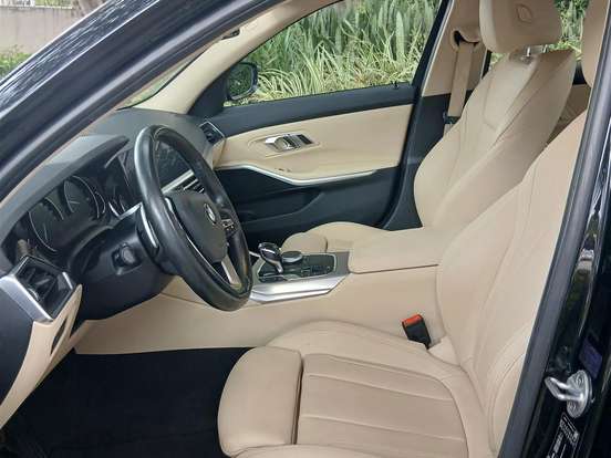BMW-320i-2.0 16V TURBO GASOLINA SPORT AUTOMÁTICO BMW-320i-2019