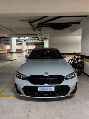 BMW-330e-2024
