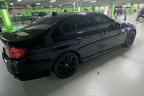 BMW-535i-2011