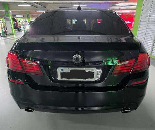 BMW-535i-2011