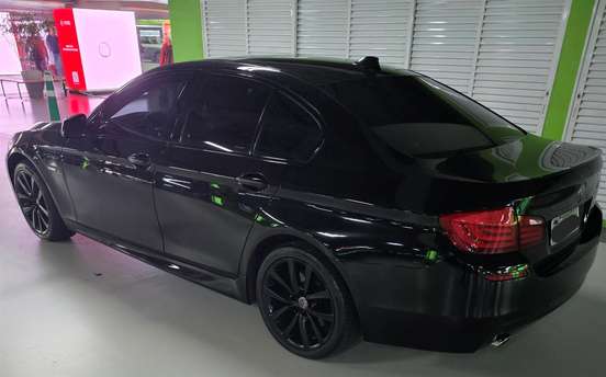 BMW-535i-2011