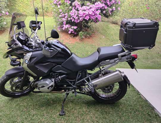 BMW-R 1200 GS TRIPLE BLACK-2012