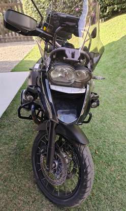BMW-R 1200 GS TRIPLE BLACK-2012