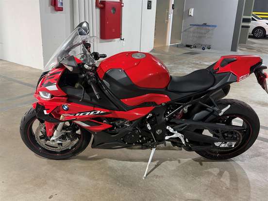 BMW-S 1000 RR-2024
