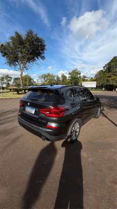 BMW-X3-2021