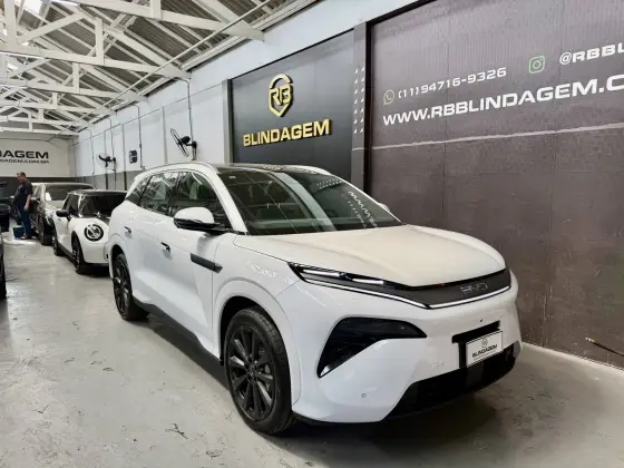 BYD ATTO 8 1.5 TURBO PHEV AWD AUTOMÁTICO