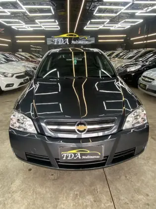 CHEVROLET ASTRA 2.0 MPFI ADVANTAGE SEDAN 8V FLEX 4P MANUAL CHEVROLET ASTRA 2.0 MPFI ADVANTAGE SEDAN 8V FLEX 4P MANUAL