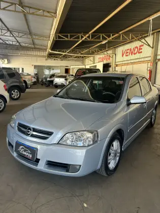 CHEVROLET ASTRA 2.0 MPFI ELEGANCE SEDAN 8V FLEX 4P MANUAL CHEVROLET ASTRA 2.0 MPFI ELEGANCE SEDAN 8V FLEX 4P MANUAL