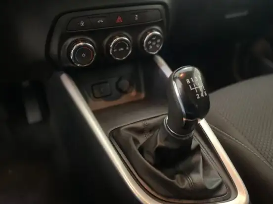 CHEVROLET-ONIX-2023