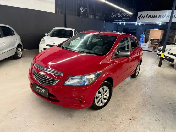 CHEVROLET ONIX 1.0 MPFI LS 8V FLEX 4P MANUAL CHEVROLET ONIX 1.0 MPFI LS 8V FLEX 4P MANUAL