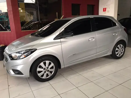 CHEVROLET ONIX 1.4 MPFI ADVANTAGE 8V FLEX 4P AUTOMÁTICO CHEVROLET ONIX 1.4 MPFI ADVANTAGE 8V FLEX 4P AUTOMÁTICO