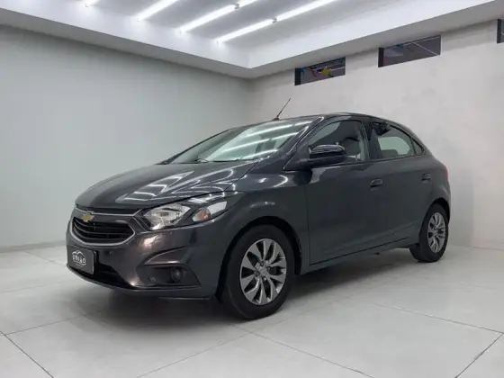CHEVROLET ONIX 1.4 MPFI ADVANTAGE 8V FLEX 4P AUTOMÁTICO CHEVROLET ONIX 1.4 MPFI ADVANTAGE 8V FLEX 4P AUTOMÁTICO