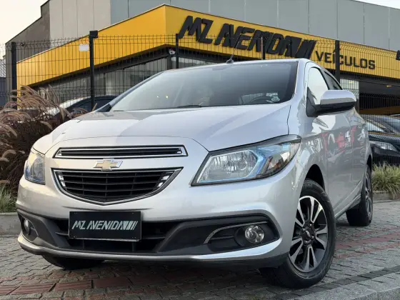 CHEVROLET ONIX 1.4 MPFI LTZ 8V FLEX 4P AUTOMÁTICO CHEVROLET ONIX 1.4 MPFI LTZ 8V FLEX 4P AUTOMÁTICO