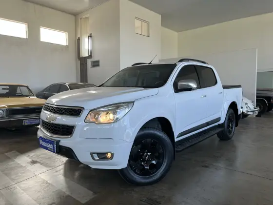 CHEVROLET S10 2.4 LTZ 4X2 CD 8V FLEX 4P MANUAL CHEVROLET S10 2.4 LTZ 4X2 CD 8V FLEX 4P MANUAL