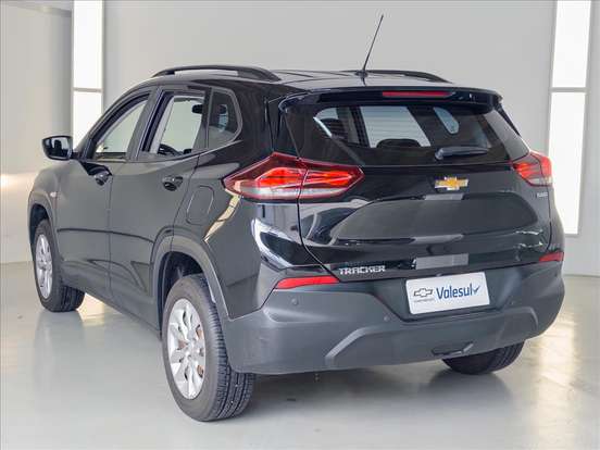 CHEVROLET-TRACKER-2022