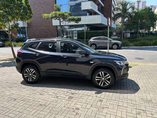 CHEVROLET-TRACKER-2024