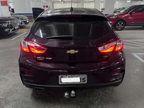 CHEVROLET-CRUZE-2017