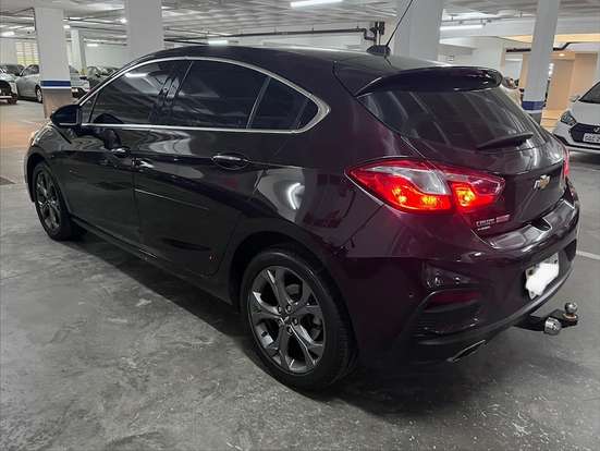 CHEVROLET-CRUZE-2017