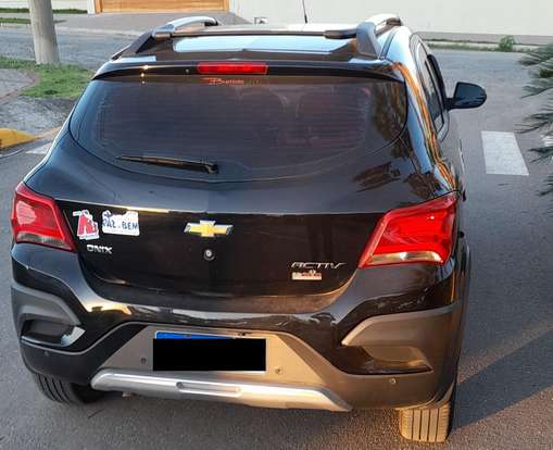 CHEVROLET-ONIX-2017