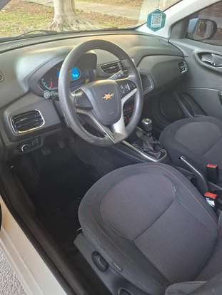 CHEVROLET-ONIX-2015