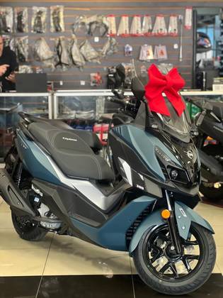 DAFRA CRUISYM 300 