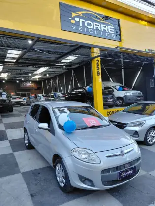 FIAT PALIO 1.4 MPI ATTRACTIVE 8V FLEX 4P MANUAL FIAT PALIO 1.4 MPI ATTRACTIVE 8V FLEX 4P MANUAL