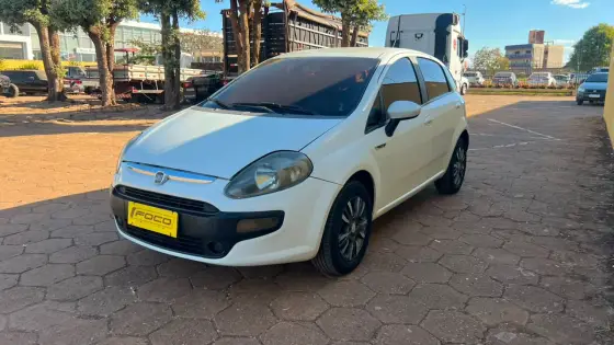 FIAT PUNTO 1.4 ATTRACTIVE 8V FLEX 4P MANUAL FIAT PUNTO 1.4 ATTRACTIVE 8V FLEX 4P MANUAL