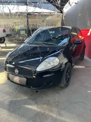 FIAT PUNTO 1.6 ESSENCE 16V FLEX 4P MANUAL FIAT PUNTO 1.6 ESSENCE 16V FLEX 4P MANUAL