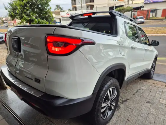 FIAT-TORO-2022