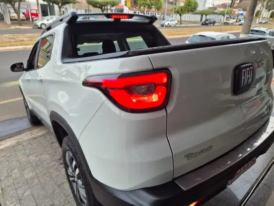 FIAT-TORO-2022