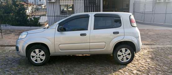 FIAT-UNO-2016