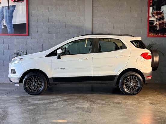 FORD-ECOSPORT-2016