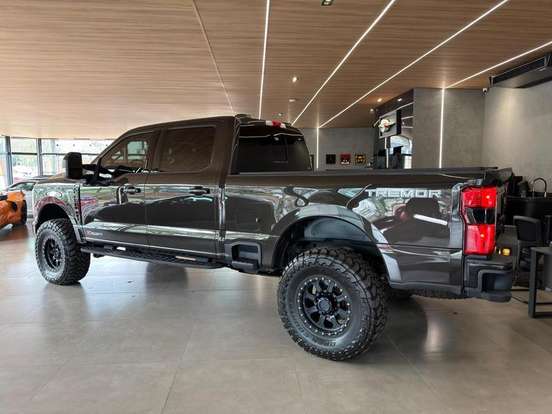 FORD-F-250-2024