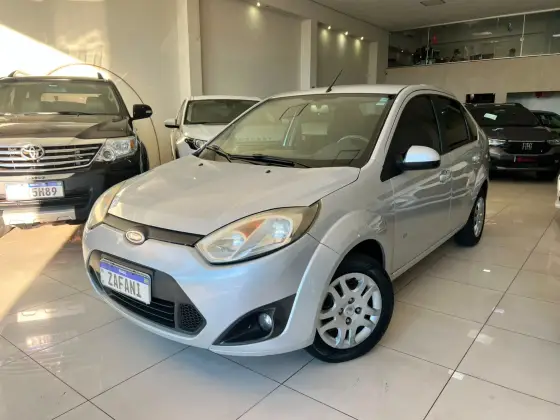 FORD FIESTA 1.6 SE HATCH 16V FLEX 4P MANUAL FORD FIESTA 1.6 SE HATCH 16V FLEX 4P MANUAL