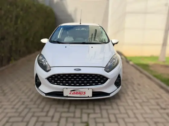 FORD FIESTA 1.6 TI-VCT FLEX SEL POWERSHIFT FORD FIESTA 1.6 TI-VCT FLEX SEL POWERSHIFT