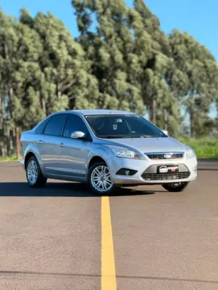FORD FOCUS 1.6 GL 16V FLEX 4P MANUAL