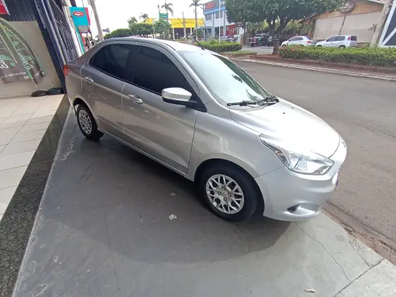 FORD KA 1.5 SIGMA FLEX SE PLUS MANUAL FORD KA 1.5 SIGMA FLEX SE PLUS MANUAL