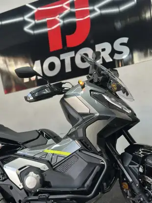 HONDA-ADV-2024