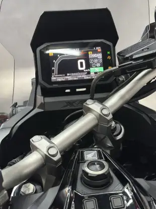 HONDA-ADV-2024