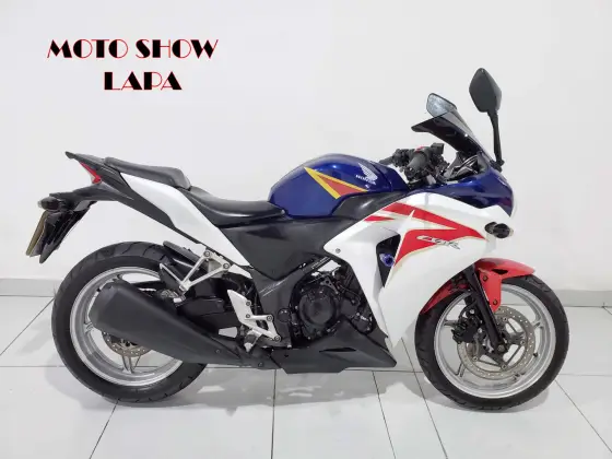 HONDA CBR 250R 