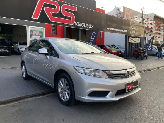 HONDA CIVIC 1.8 LXS 16V FLEX 4P AUTOMÁTICO HONDA CIVIC 1.8 LXS 16V FLEX 4P AUTOMÁTICO